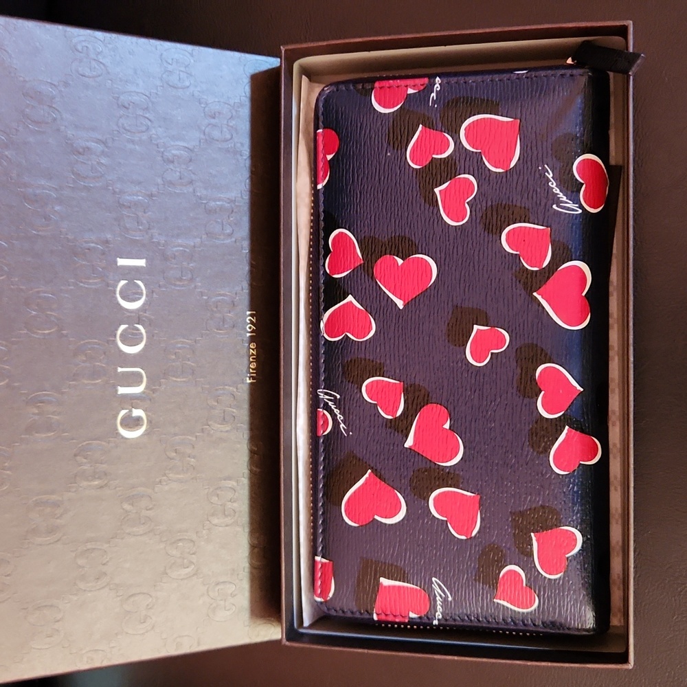 Gucci Leather Wallet
